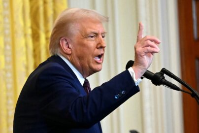 Trump Perintahkan Penutupan Wilayah Udara Venezuela, Ketegangan AS-Caracas Meningkat Tajam