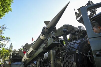 Eskalasi Ketegangan di Karibia: Amerika Serikat Tingkatkan Tekanan Militer dan Ekonomi terhadap Venezuela