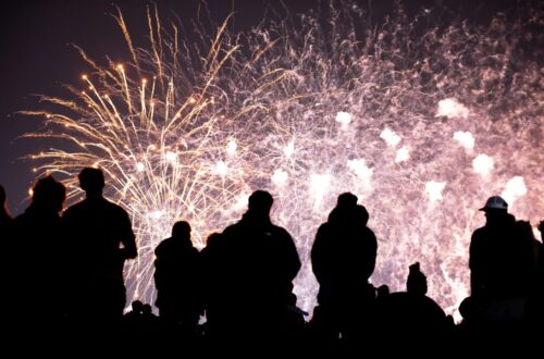 Polda Metro Jaya Larang Penjualan Kembang Api Jelang Tahun Baru 2026 sebagai Bentuk Empati