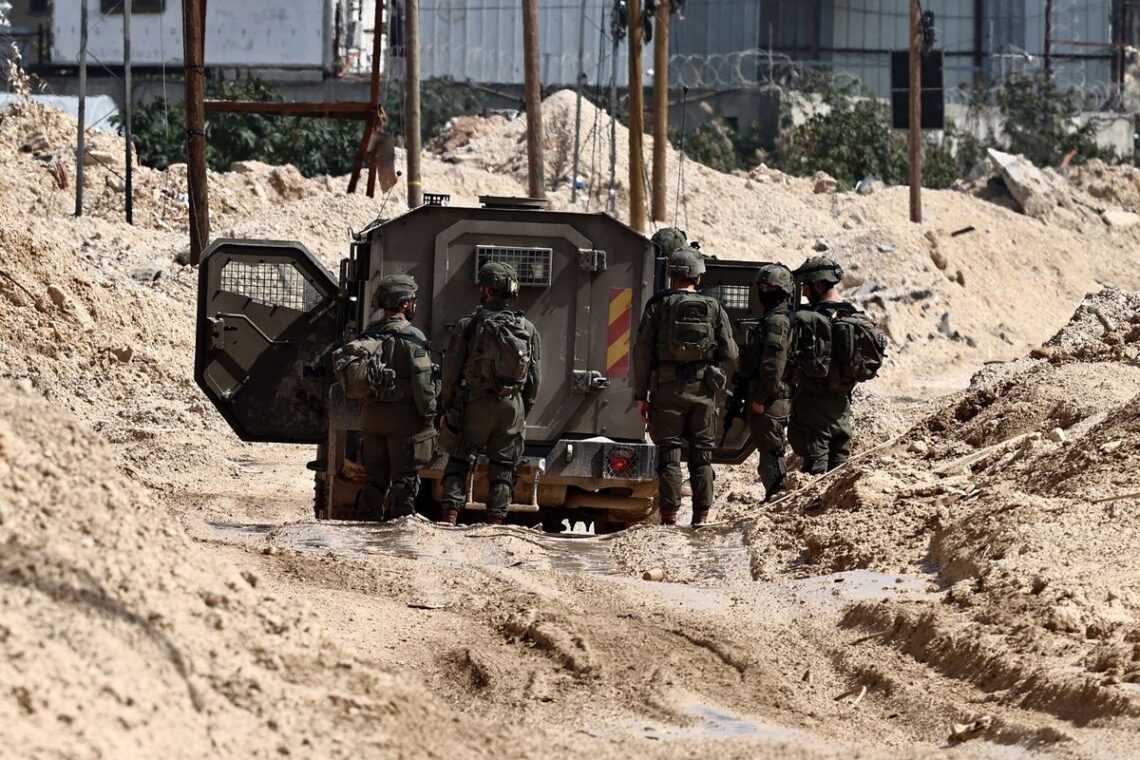 Dugaan Eksekusi di Tepi Barat: Video Rekam Tentara Israel Tembak Mati Dua Pria yang Tampak Menyerah