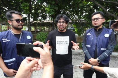 Endipat Wijaya Vs Ferry Irwandi: Mendudukkan Kolaborasi, Mengakhiri Kompetisi Citra dalam Bencana