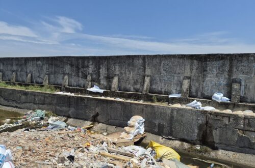 Ancaman Rob di Balik Tanggul Laut Muara Baru yang Bocor: Kegagalan Perawatan Infrastruktur