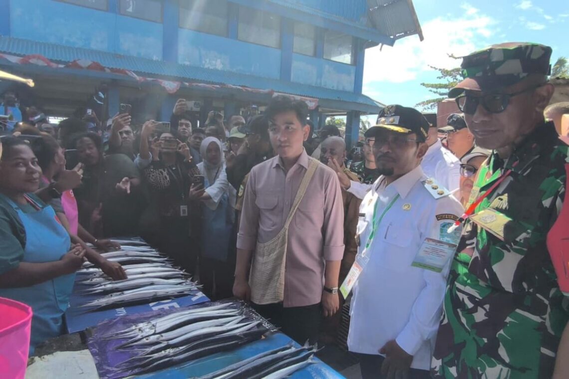 Aspirasi dari Timur: Harapan Mama Papua di Balik Kunjungan Wapres Gibran ke Pasar Fandoi