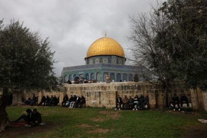 Ketegangan di Yerusalem: Otoritas Israel Tahan Imam Masjid Al-Aqsa Menjelang Ramadhan