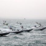 "Armada Nyamuk" Iran: Strategi Perang Asimetris yang Mengancam Selat Hormuz